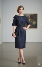 TAHARI ASL WOMEN'S WIDE FOLDED BOAT NECK  1950'S INSPIRED SHEATH DRESS  SIZE 8