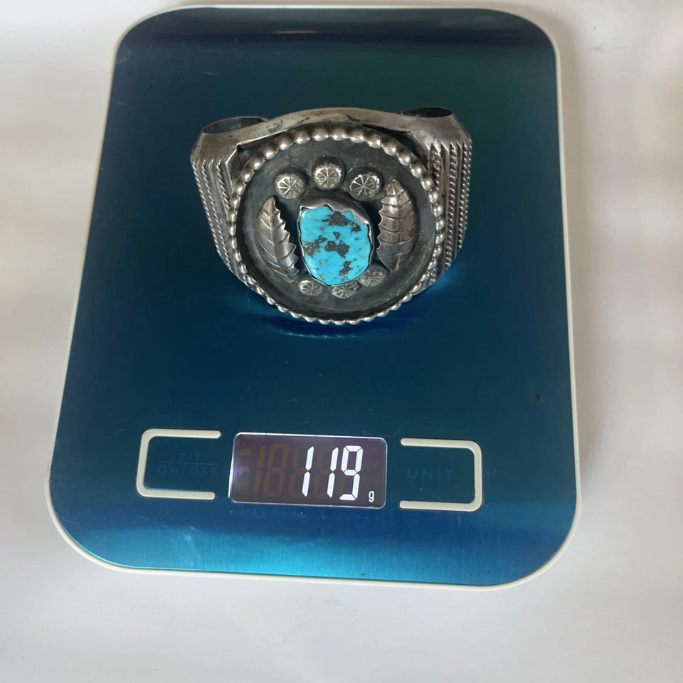 Vintage Navajo Sterling Silver and Turquoise Huge Cuff 119g. Old pawn silver - Image 4 of 4