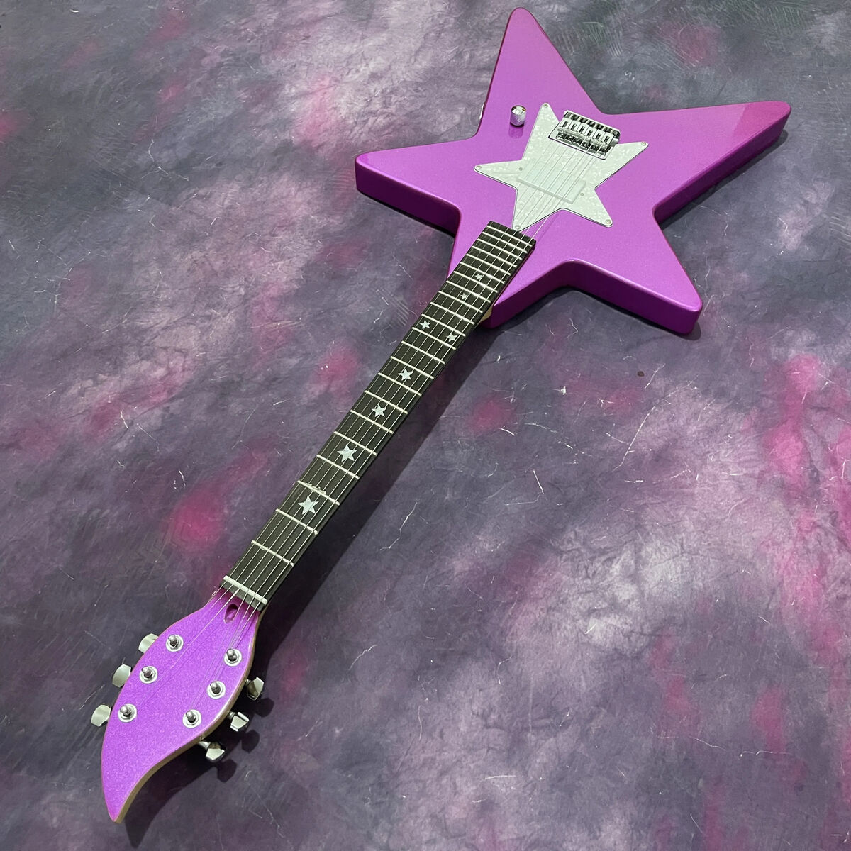 Daisy Rock Debutante Star Electric Guitar chrome-plated Daisy Rock Debutante Star Electric Guitar chrome-plated