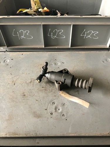 Original VW Golf 4 1J Skoda Kupplungsnehmerzylinder Nehmerzylinder 1J0721261F