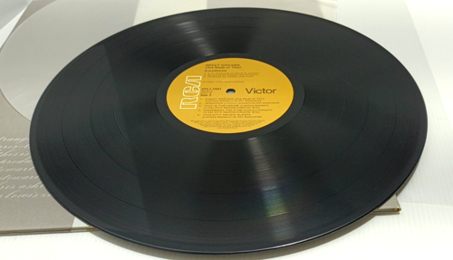 EURYTHYMICS Sweet Dreams (Are Made of This) 12" Vinyl Album RCA VPL 1 7451 - Picture 8 of 11