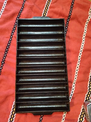 Vintage Cast Iron  11 Slot Bread Stick Pan Mold Cleaned Reseasoned 