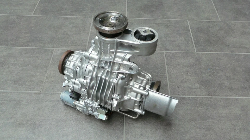 AUDI RS4 S4 8W S5 RS5 F5 Hinterachsgetriebe Differential 0.028 km QQS 0D3500043 - Изображение 3 из 4