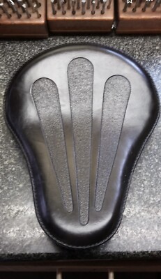 100% Hand Tooled And Stitched  Bobber, Chopper Seat. Black/teardrops