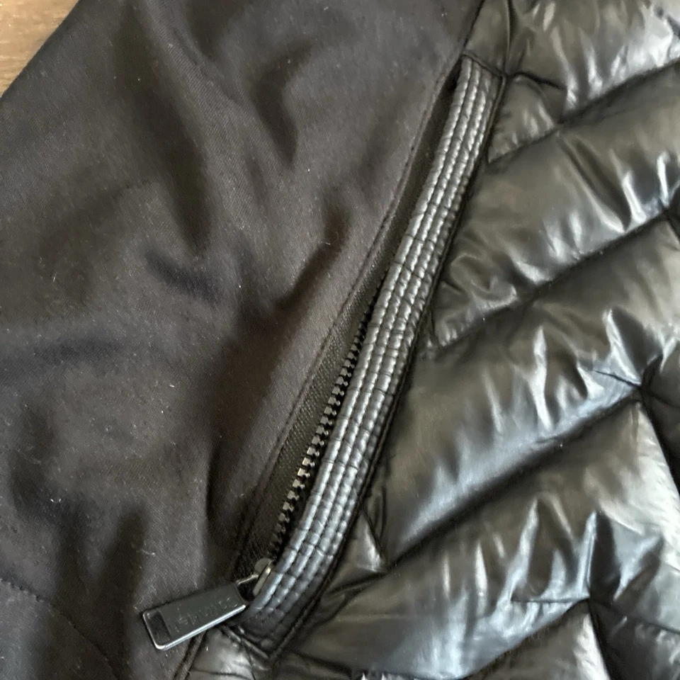 Chaleco de rendimiento CALVIN KLEIN para mujer 1x negro premium plumón cremallera acolchada exterior Foto 3 de 4