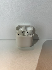 Apple AirPods 2nd Gen A2031 w/ A1602 Lightning Charging Case - Tested Working