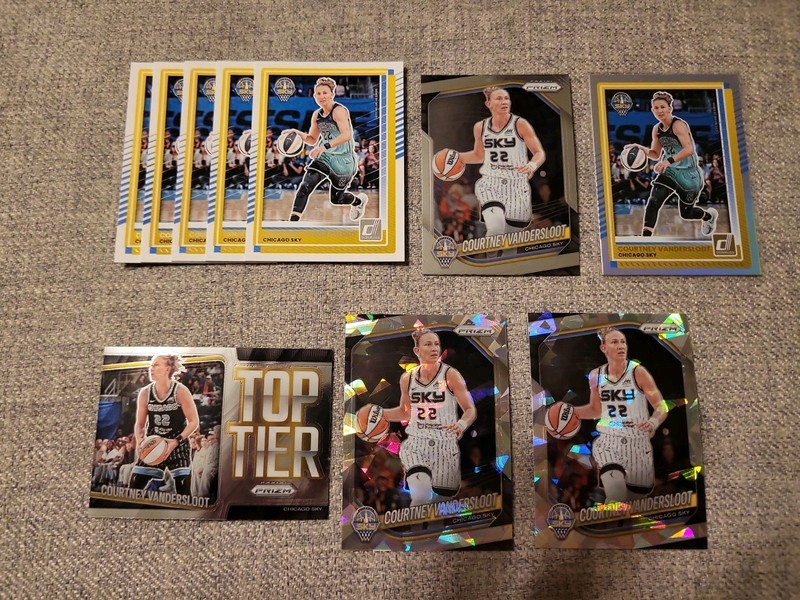 Courtney Vandersloot 🔥 10 Card Lot