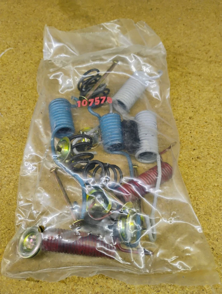 80-97 适合日产 Datsun 720 拾音器五十铃部队后鼓硬件 F107578 — 第 3/4 张图片