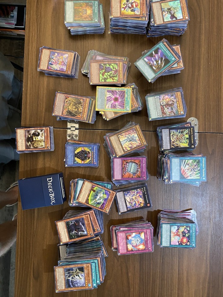 Yu-Gi-Oh! KONABCS - Bustine per carte di credito, confezione da 50