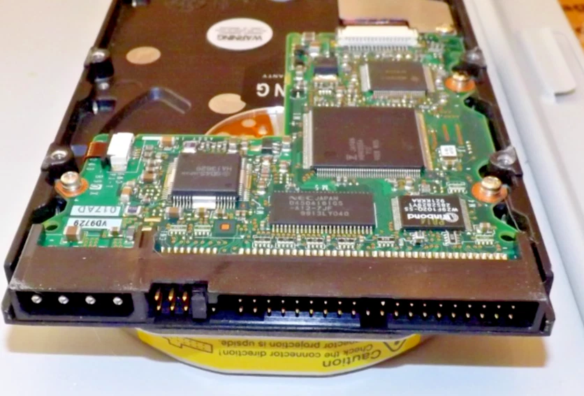 RETRO✔️Windows 95/98/XP✔️6480 MB 3.5'' IDE HDD✔️Fujitsu MPE3064AT✔️Tests Perfect - Image 4 of 4