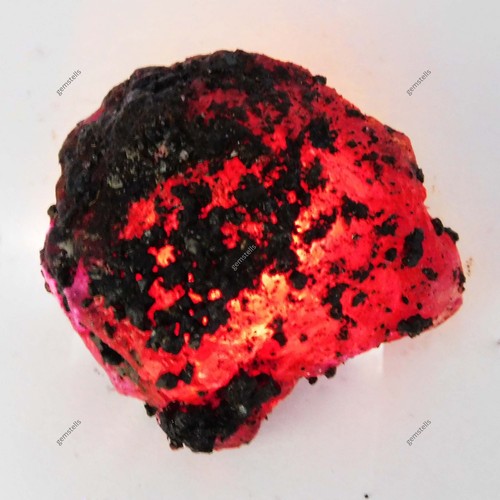 Natural Red Ruby Huge Rough 134.8 Ct Earth Mined CERTIFIED Uncut Loose Gemstone - Picture 3 of 10