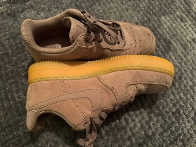 Nike Air Force Low Particle Pink Gum Sole Trainers 2017 Women's UK Size  UK