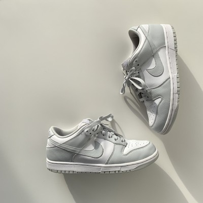 nike dunk low platinum