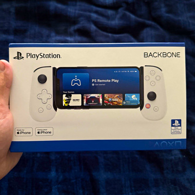 Backbone One PlayStation Edition Mobile Controller for iPhone - White/Black