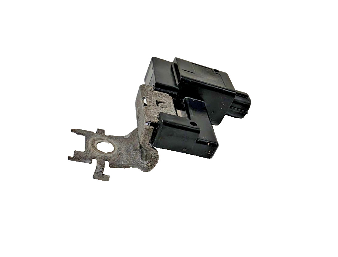Lexus LFA 2007-2012 FRONT Battery current sensor