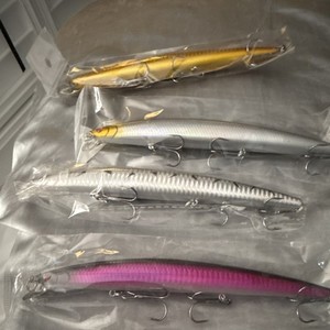 4 Pack Multicolor Plastic Fish-Shaped Swimbait Fishing Lures