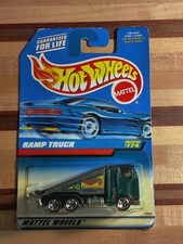 Hot Wheels 1998 Ramp Truck #774 SKU 19943 Green Flatbed Tow Truck MOC Vintage