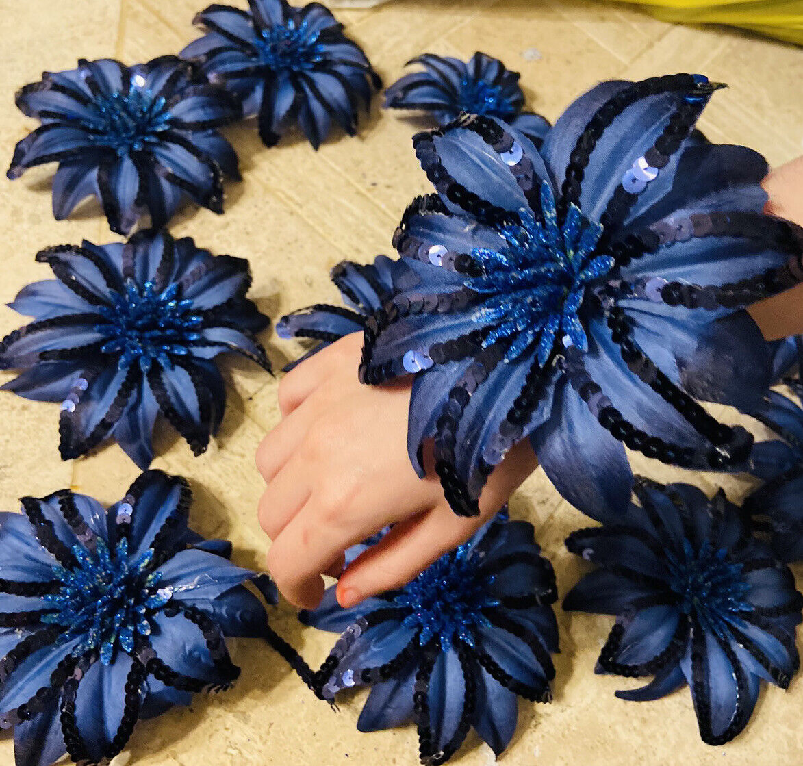Wedding Blue Flower Wrist Corsage Prom Homecoming Military Ball Quince Set Of 12 Nowe super tanie