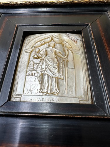 Travail sur nacre Bethléem époque XIXe siècle Sainte Barbara ou Sainte Barbe - Foto 11 di 13