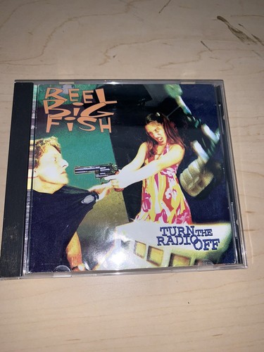 Reel Big Fish - Turn The Radio Off (AUTOGRAPHED CD) - Imagen 2 de 4