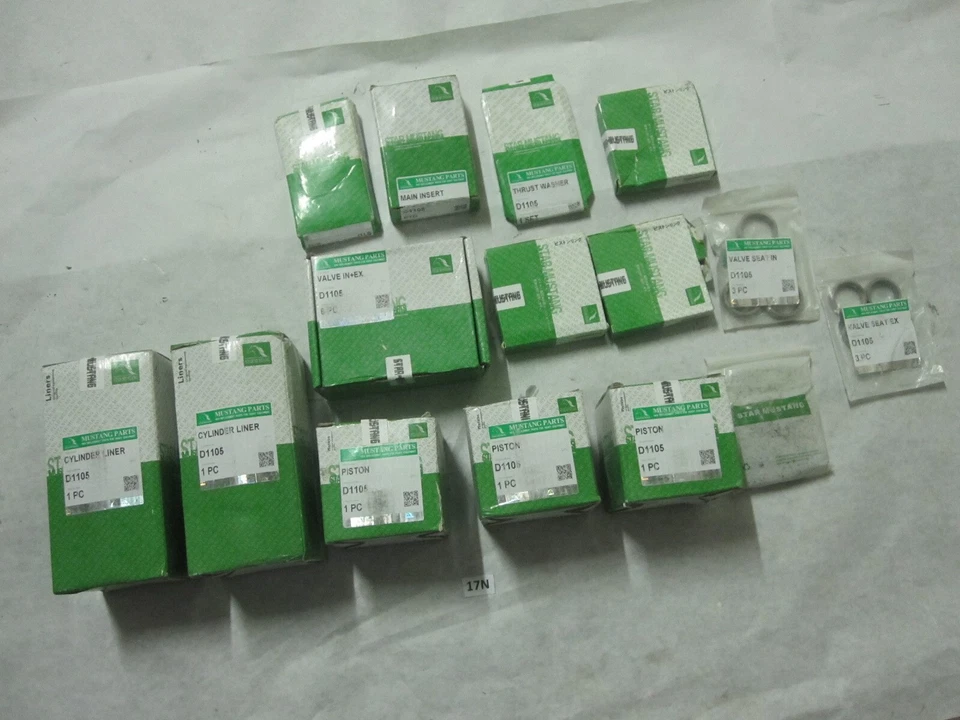 Cylinder Liner Sleeve Pistons Rings Valve Guide Main Insert For Kubota D1105 - Image 2 of 4