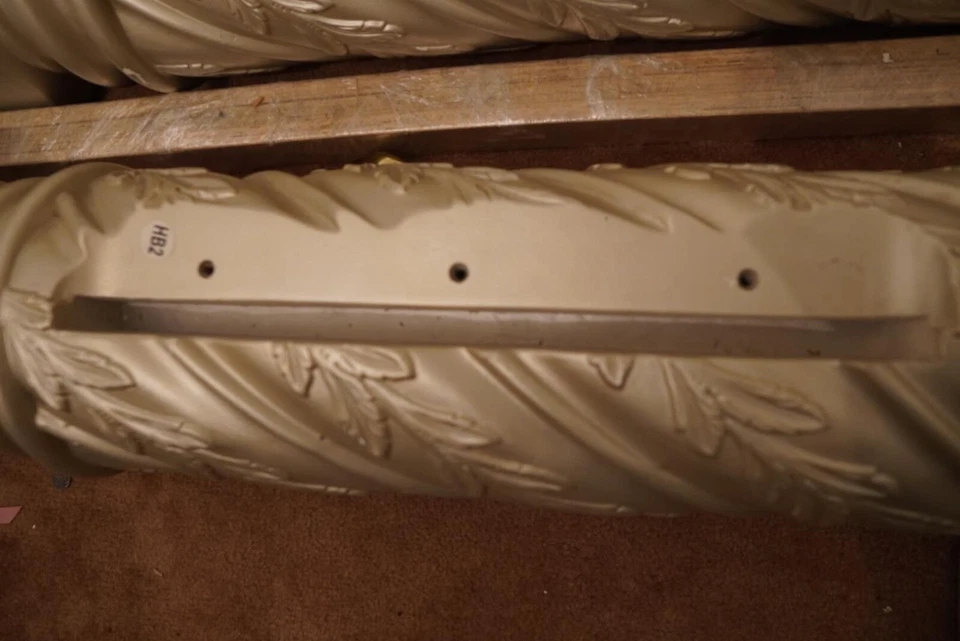 Coventry Panel Canopy Bed - Image 2 of 4