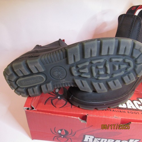 Redback Easy Escape Oil Kip UBOK Elastic Sided Soft Toe Work Boots Black - Picture 2 of 4
