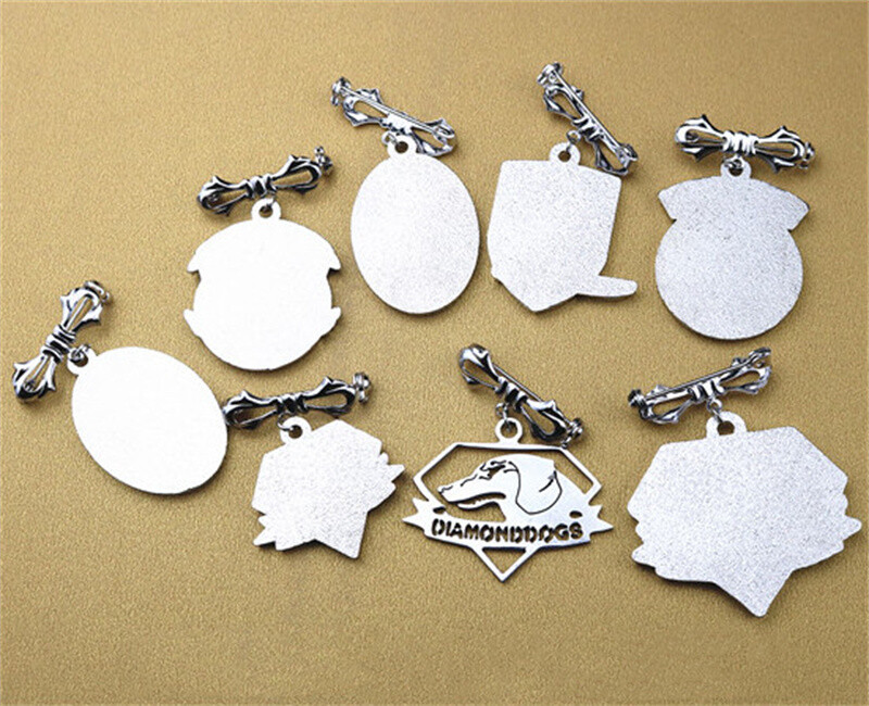 Metal Gear Solid 5: The Phantom Pain Metal Badge Brooch Pin