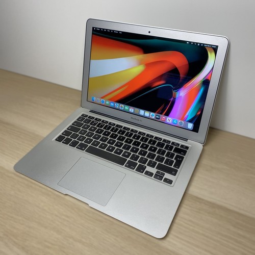 Apple MacBook Air - 13" Display - 2013 - Core i5 1.3GHz - 256GB SSD - 4GB RAM - Picture 7 of 21