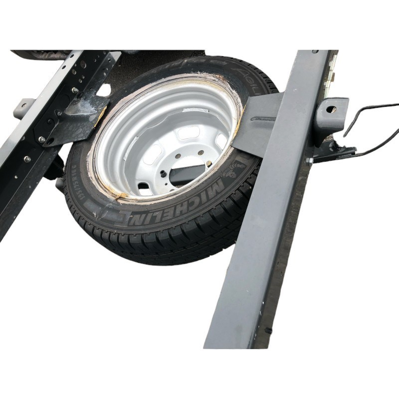 Support de roue de secours IVECO en acier robuste traité cataphorèse - 2