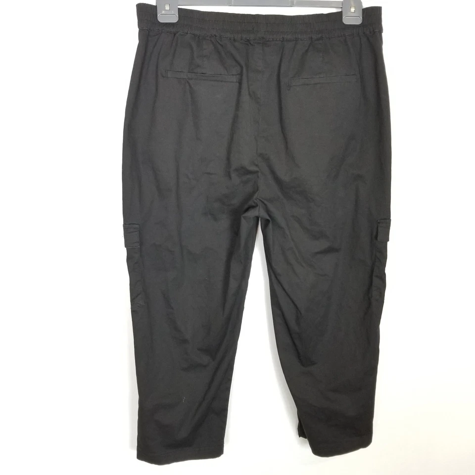 Universal Standard Karlee Pants Women Sz M US 18/20 Black Pull On Cropped Cargo - Image 4 of 4