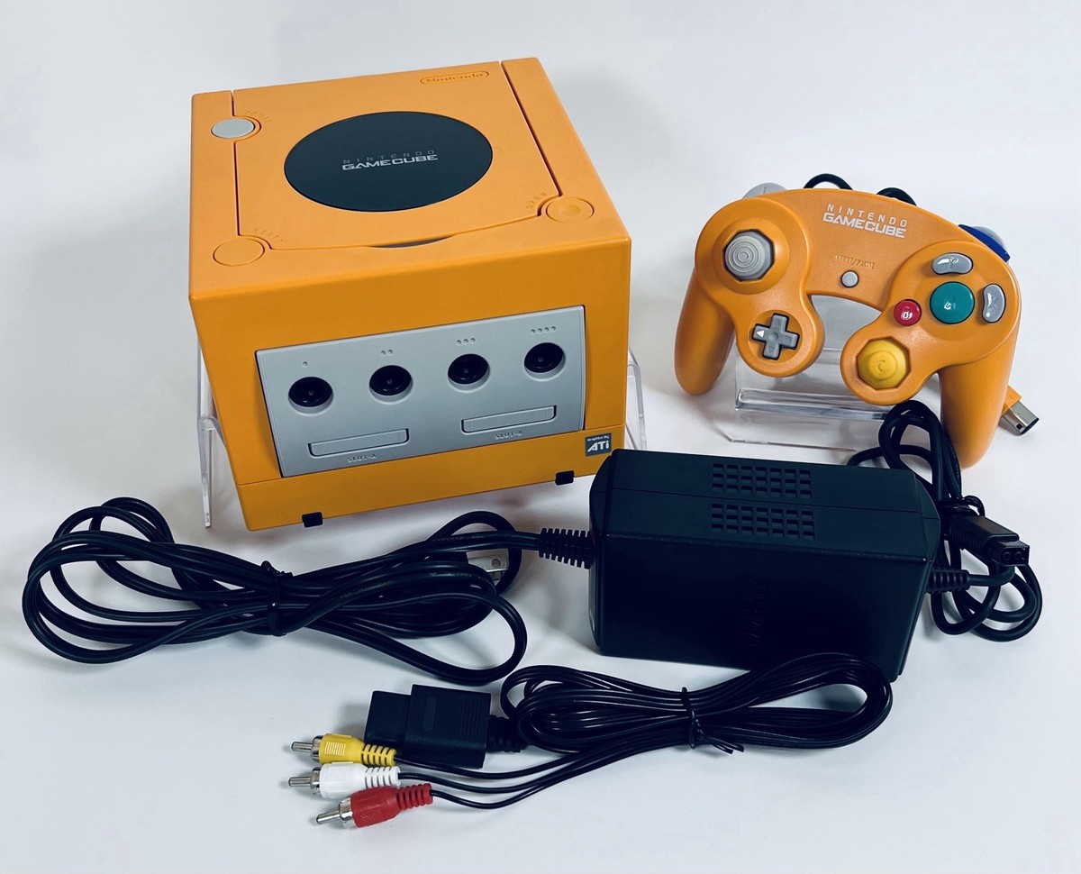 Nintendo NINTENDO GAMECUBE GAMECUBE エンジ… Nintendo Gamecube Console Clear Transparent Shell With Japan