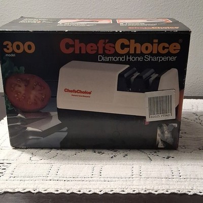 Chef'sChoice Model 300 Electric Diamond Hone Knife Sharpener Non-Slip White
