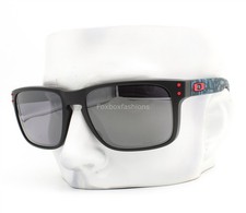 Oakley Holbrook Sunglasses OO9102-Y255 Matte Black Teal Temples with Pouch