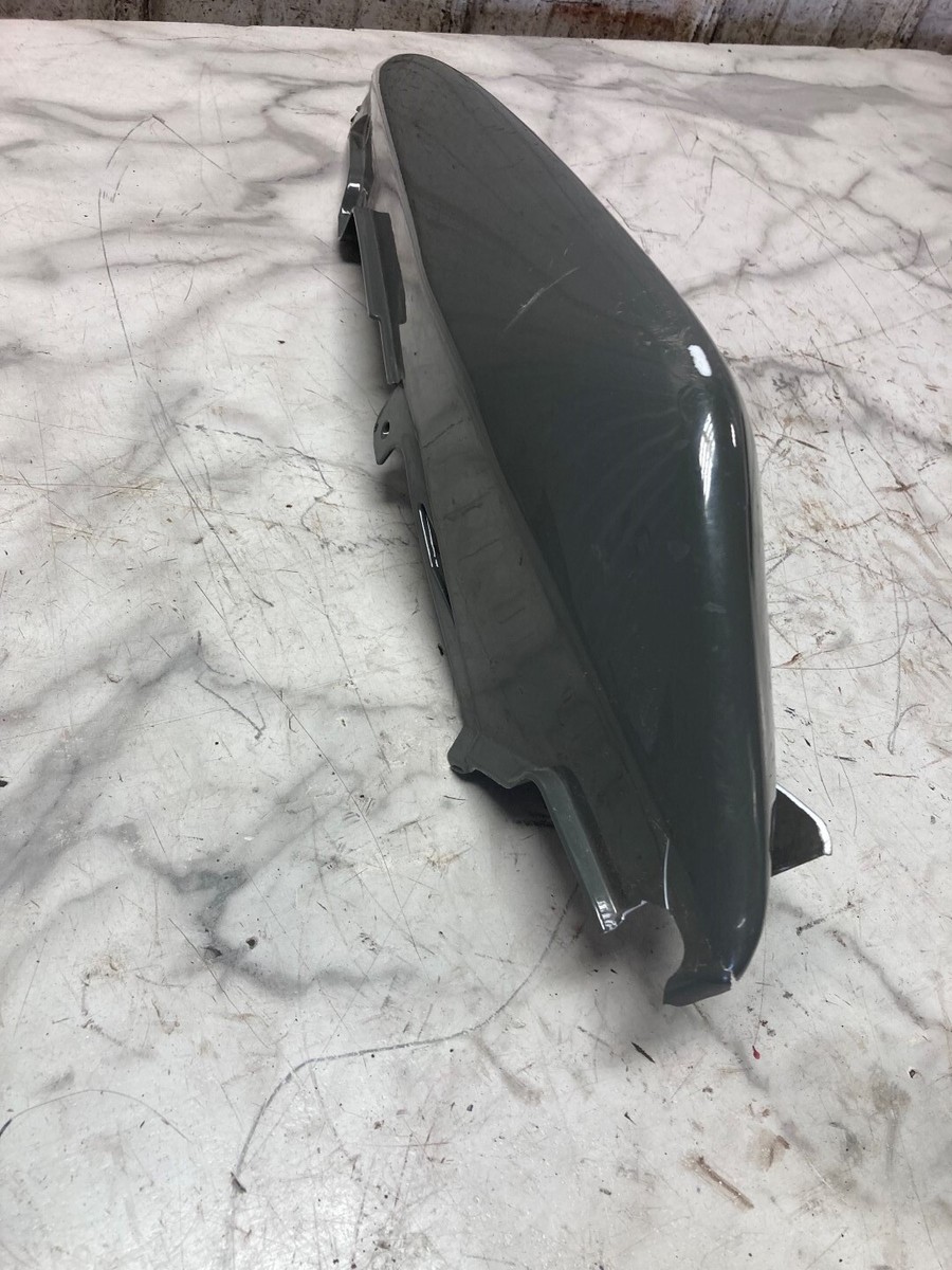 05 Kawasaki ZX 10 ZX10 R ZX1000 Ninja left rear back fender cowl