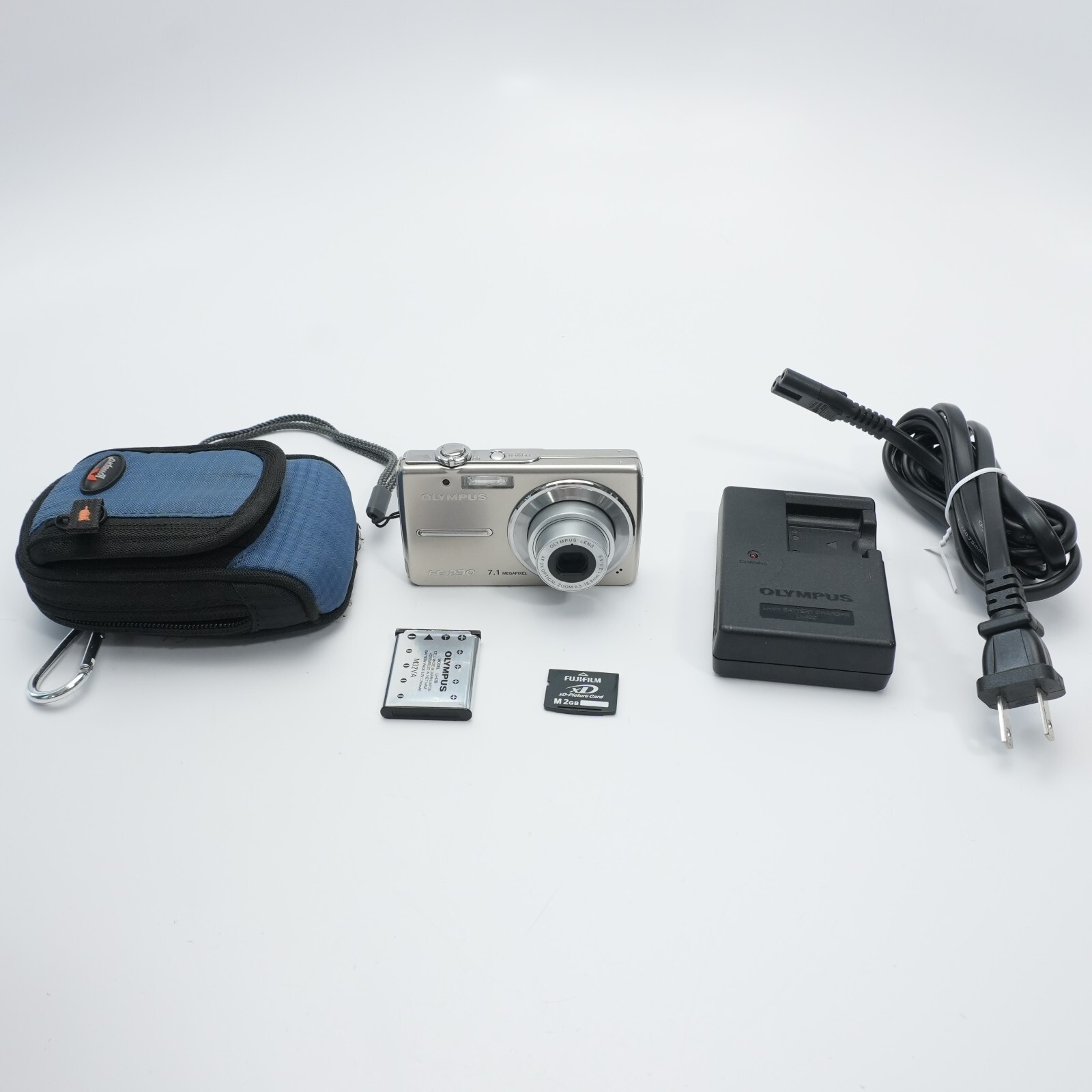 Olympus FE-230 7.1MP 3x Optical Zoom CCD Digital Camera - Silver 100% Working