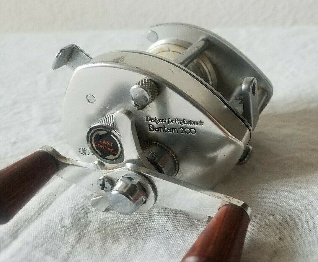 Rare Vintage Shimano Bantam Professional 200 Baitcasting Rare Vintage Shimano Bantam Professional 200 Baitcasting