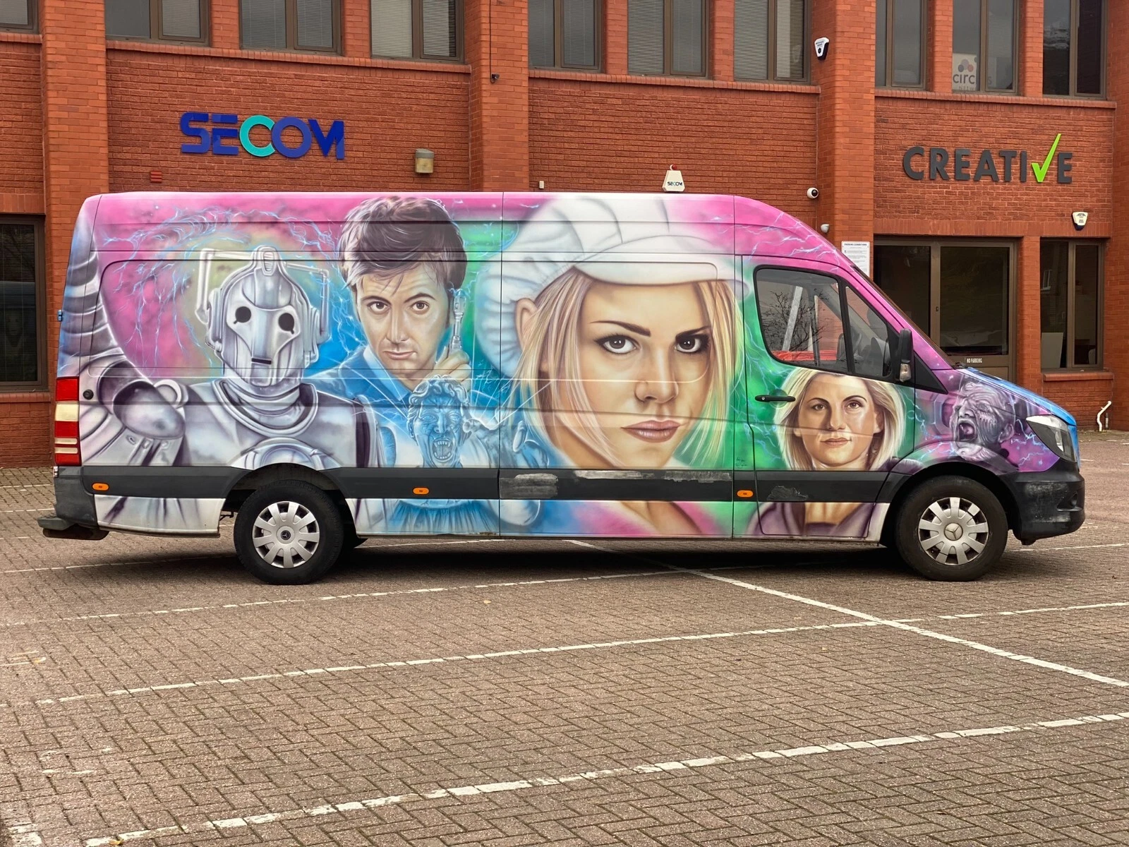 2014 MERCEDES-BENZ SPRINTER 313 CDI LWB  ***DOCTOR WHO ARTWORK***  ONE OF A KIND - Picture 6 of 22