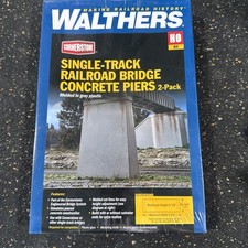 Walthers 933-4550 Single Track Bridge Piers Kit HO Scale Train 2 Pack