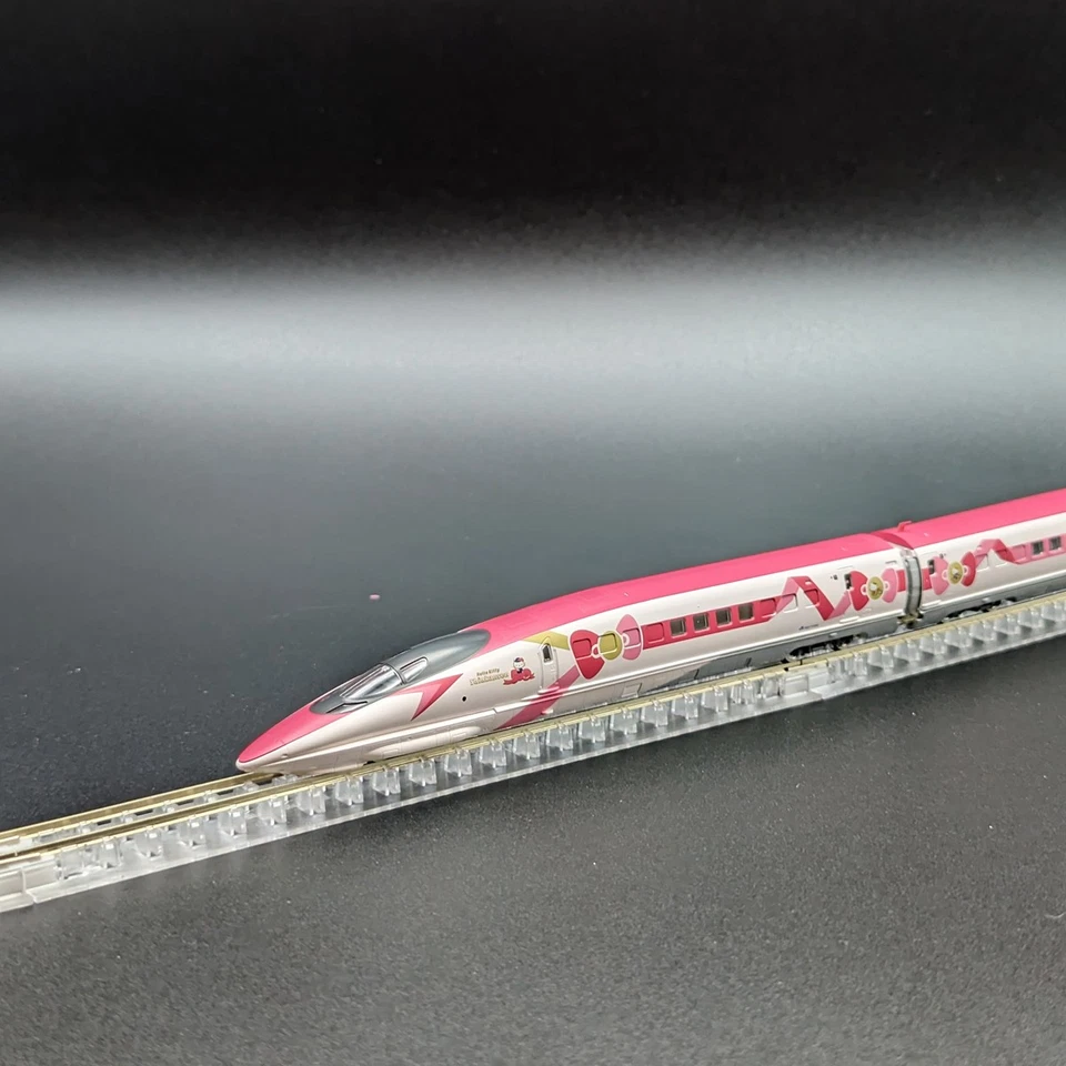 Tomix 98662 - 500-7000 'Hello Kitty' (Sanyo Shinkansen) (8-Car Set) - Spur N