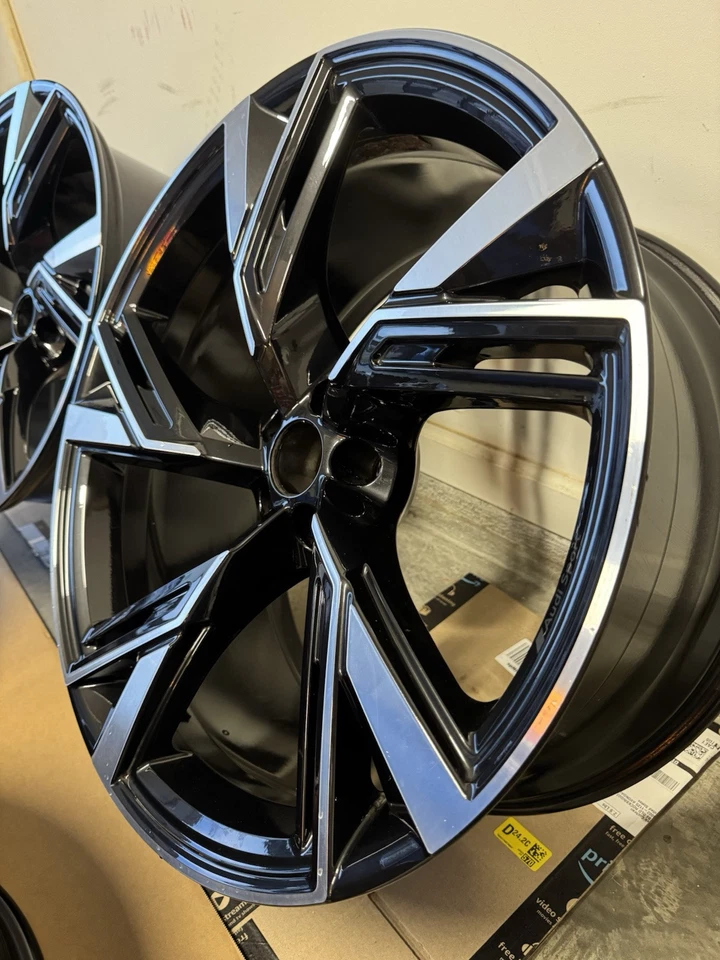 AUDI WHEELS OEM #4K0601025DK - set of 4 (or individual) - A6 S6 RS6 - Image 3 of 4