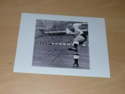 Uwe Seeler, original signed photo 20x27 cm