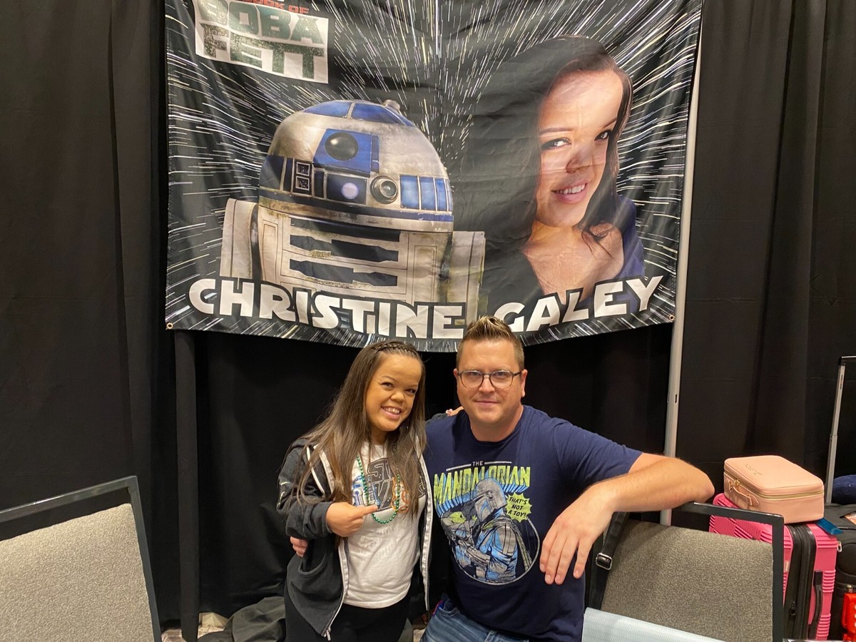 Star Wars - R2-D2 - 8x10 photo signed by Christine Galey JSA COA