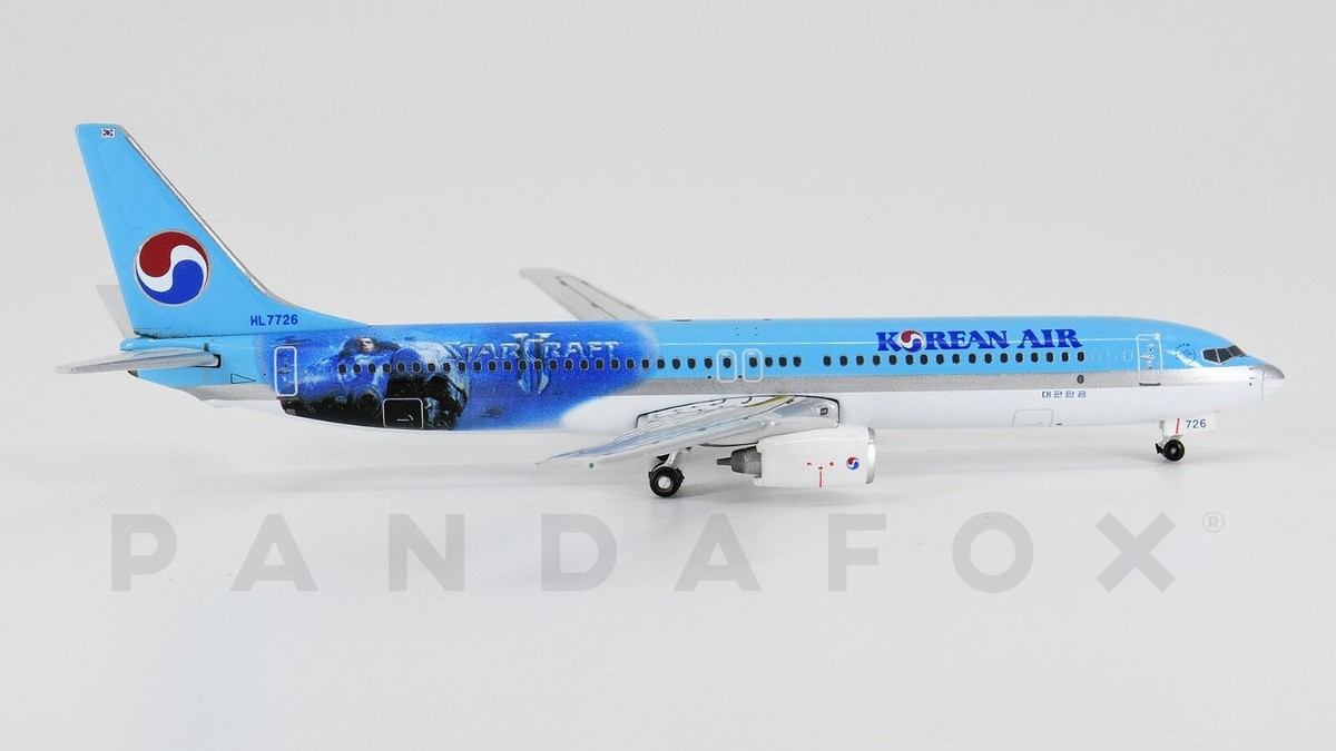 Korean Air Boeing 737-900 HL7726 StarCraft II Phoenix 10448