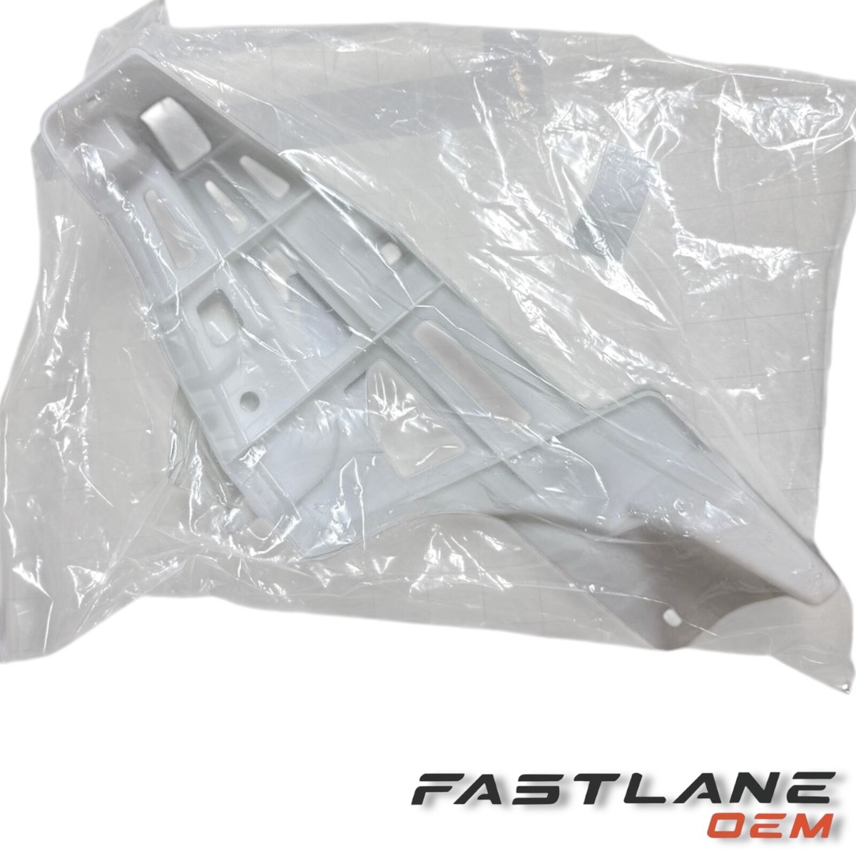 2010-2015 LEXUS RX350/450H LOWER LEFT REAR BUMPER RETAINER NEW OEM