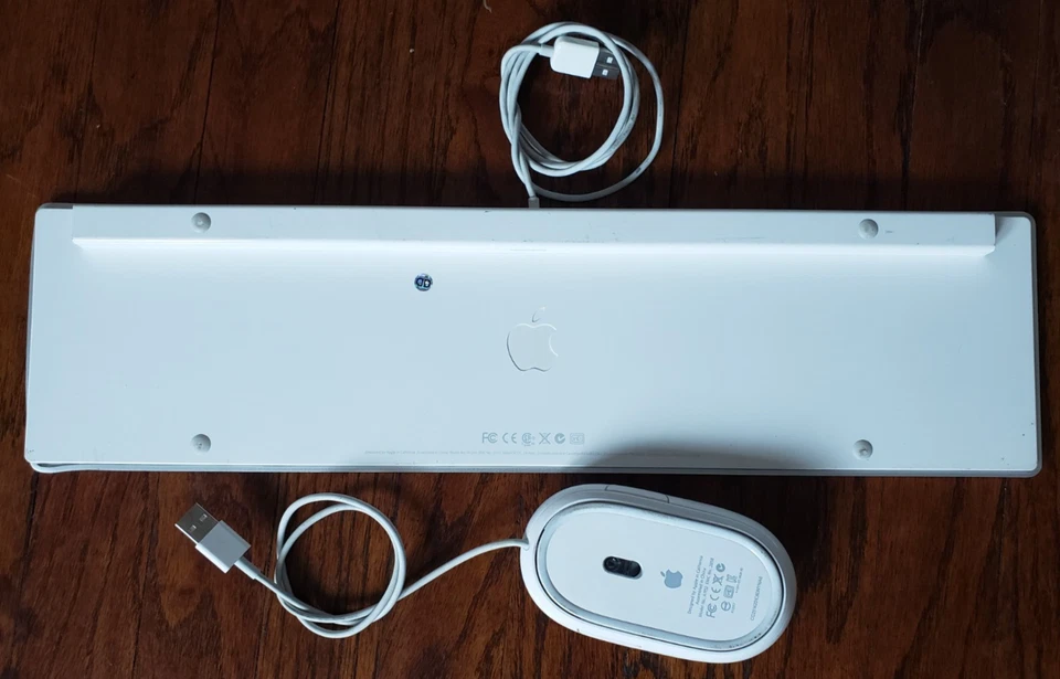 APPLE Genuine Keyboard A1243 & Mouse A1152 Wired For PARTS or Repair - Image 4 of 4