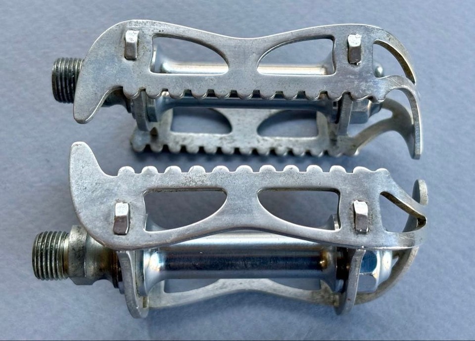 Pédalier NERVAR 52/42 aluminium 14x1.25 France vélo