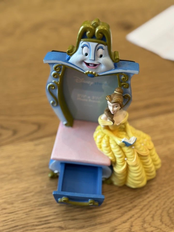 Marco de fotos de La Bella y la Bestia de Disney con cajón extraíble con Bella Foto 2 de 2