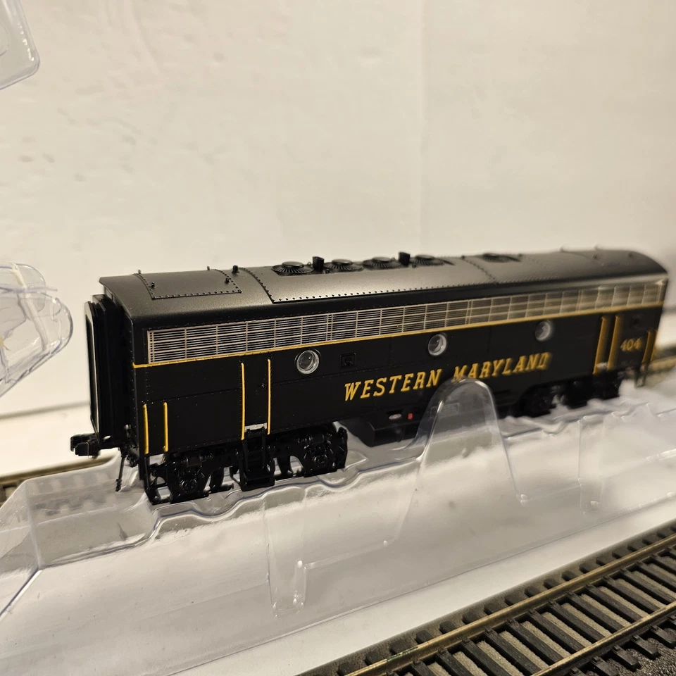 WM HO scale diesel locomotive MTH Factory DCC Sound equipped F7B unit - Image 3 of 4