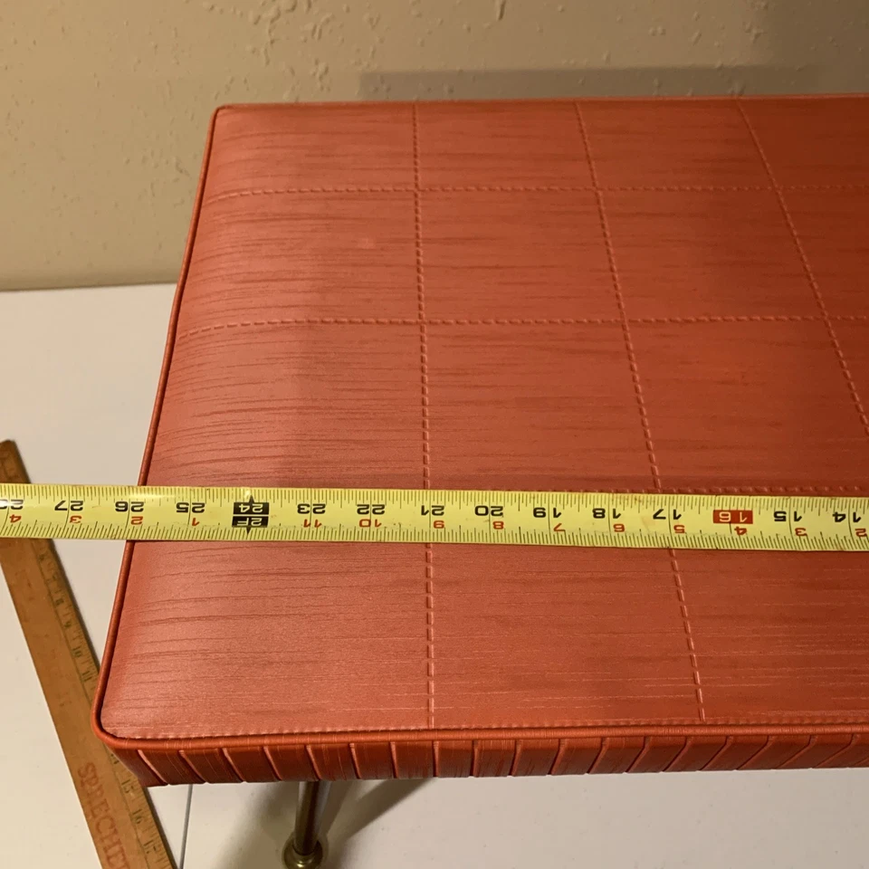 Sofá mesa reposapiés otomano vintage de vinilo naranja MCM 50’s Foto 4 de 4